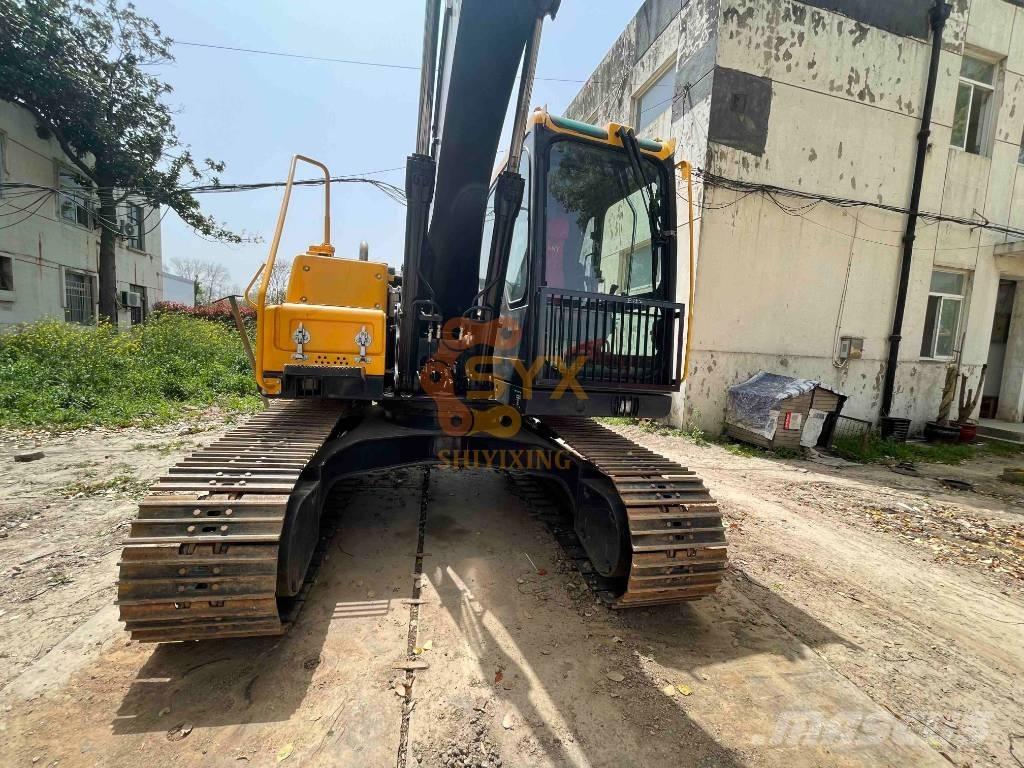 Volvo EC 140 D حفارات زحافة