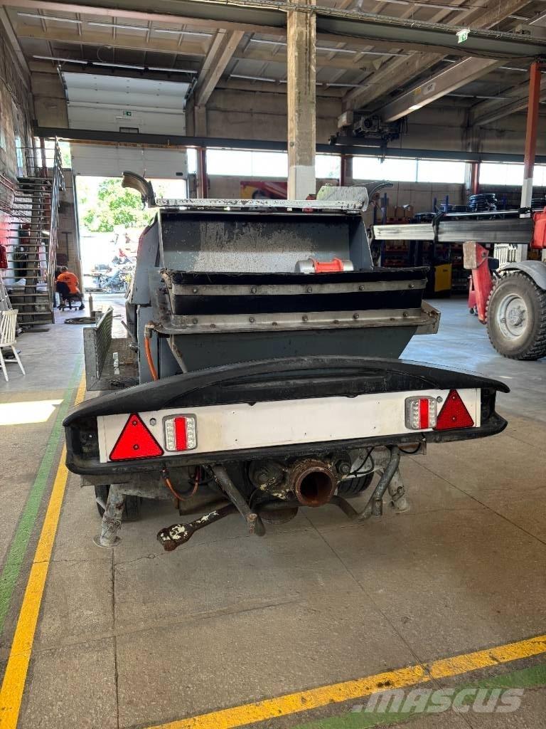 Putzmeister P 715 TD مضخات خرسانة