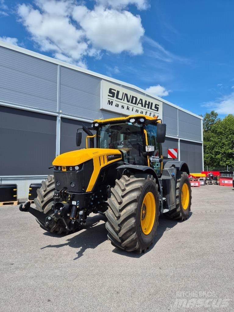 JCB Fastrac 4220 الجرارات