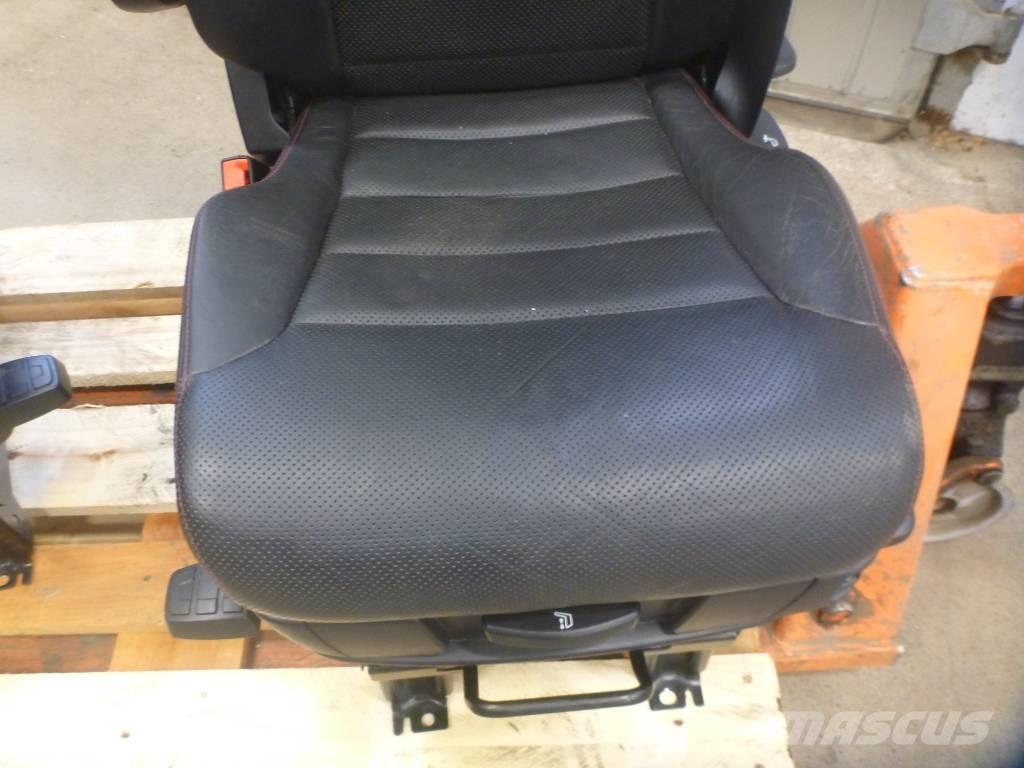 Scania R 650 كابينة والداخلية