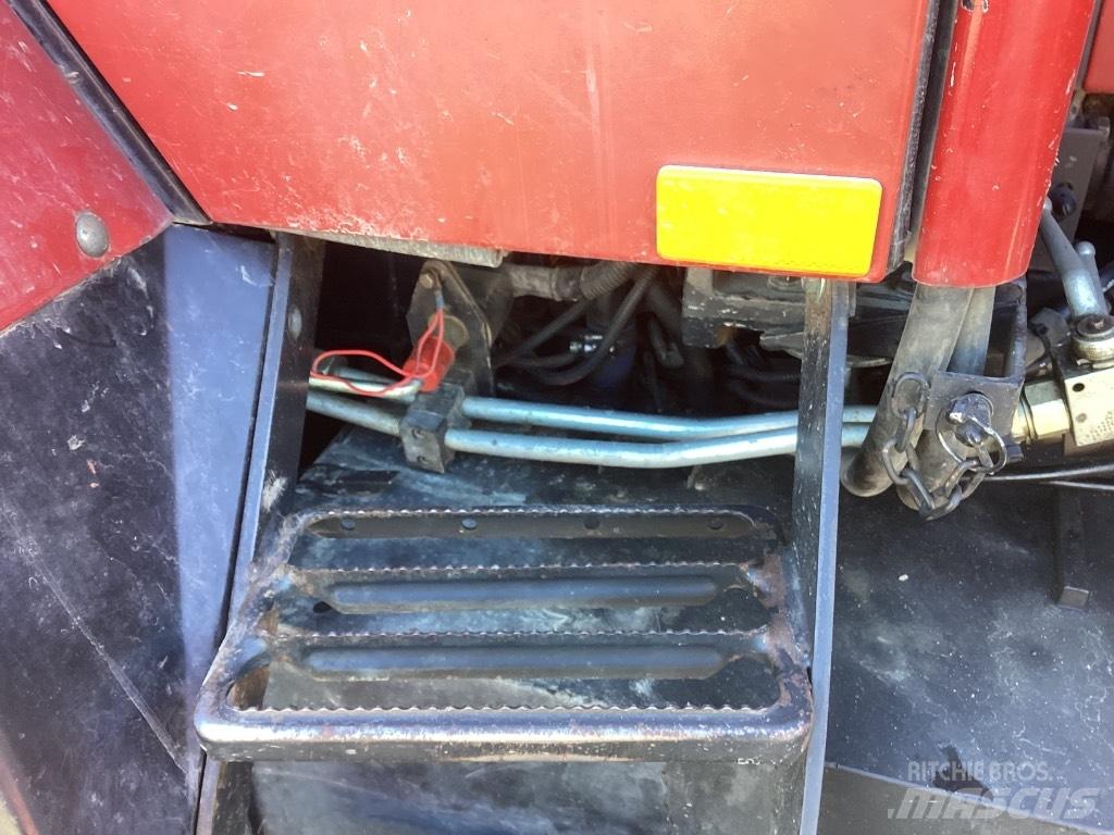 Case IH Maxxum 5130 الجرارات