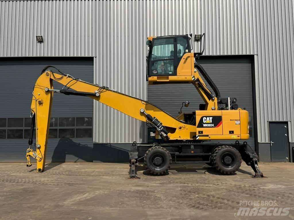 CAT MH3024 مناولات المخلفات / مناولات صناعية