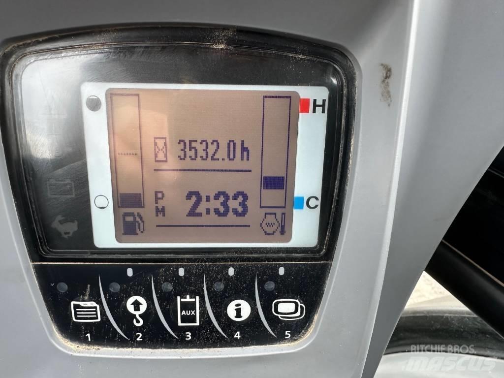 Kubota KX 057-4 حفارات صغيرة أقل من 7 طن (حفارات صغيرة)