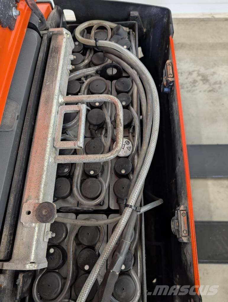 Toyota 10794 LPE200 شاحنات ذات رافعات شوكية - أخرى