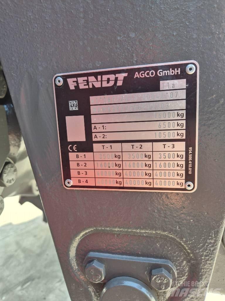 Fendt 822 Vario الجرارات