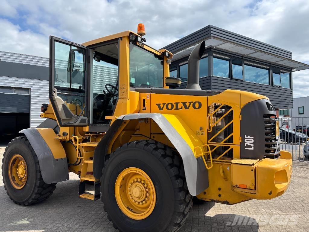 Volvo L 70 F لوادر بعجل