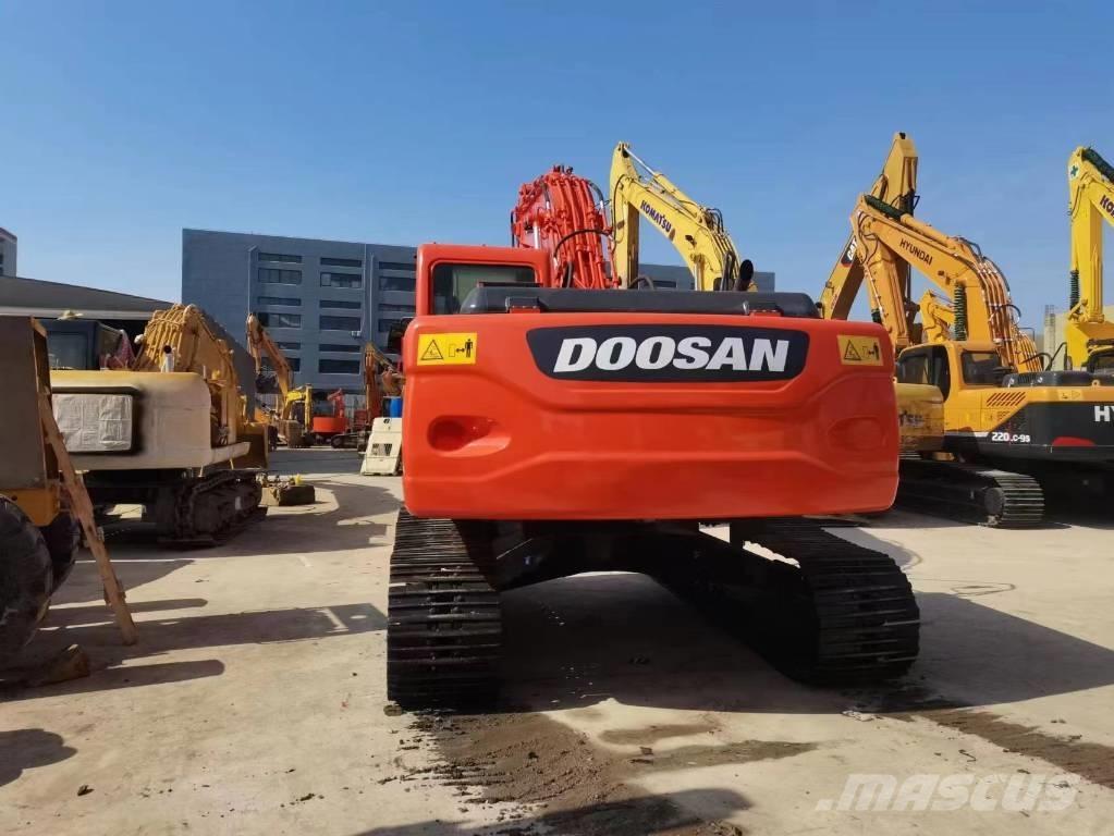 Doosan DX 225 حفارات زحافة