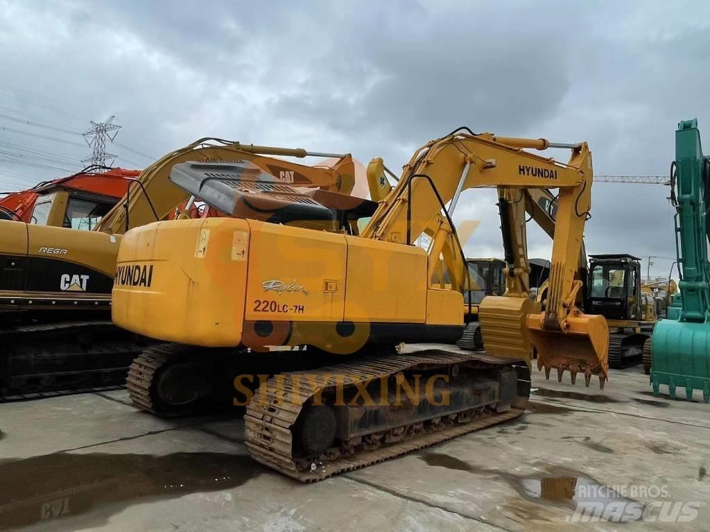 Hyundai Robex 220-7 حفارات زحافة