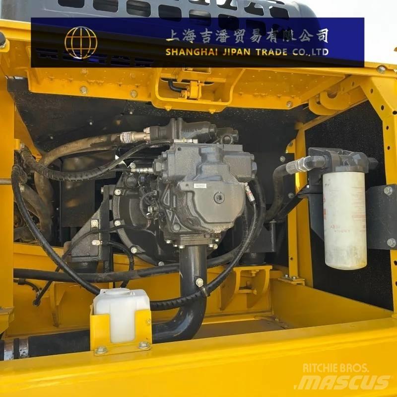 Komatsu PC 360 حفارات زحافة