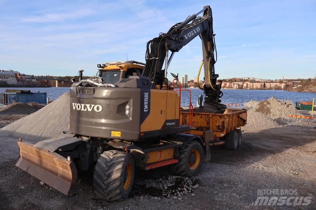 Volvo EWR 150 E حفارات بعجل