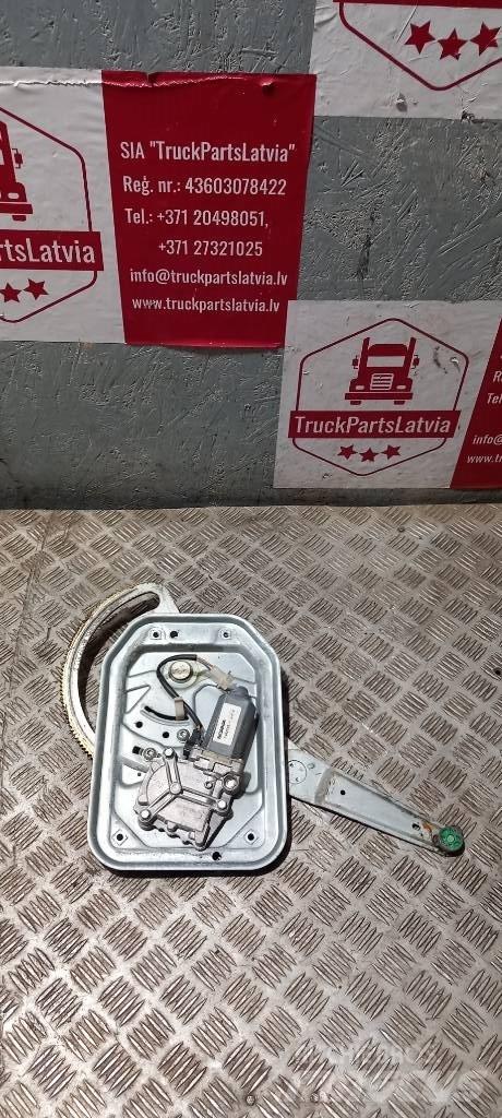 Scania R 440    1442293 كابينة والداخلية