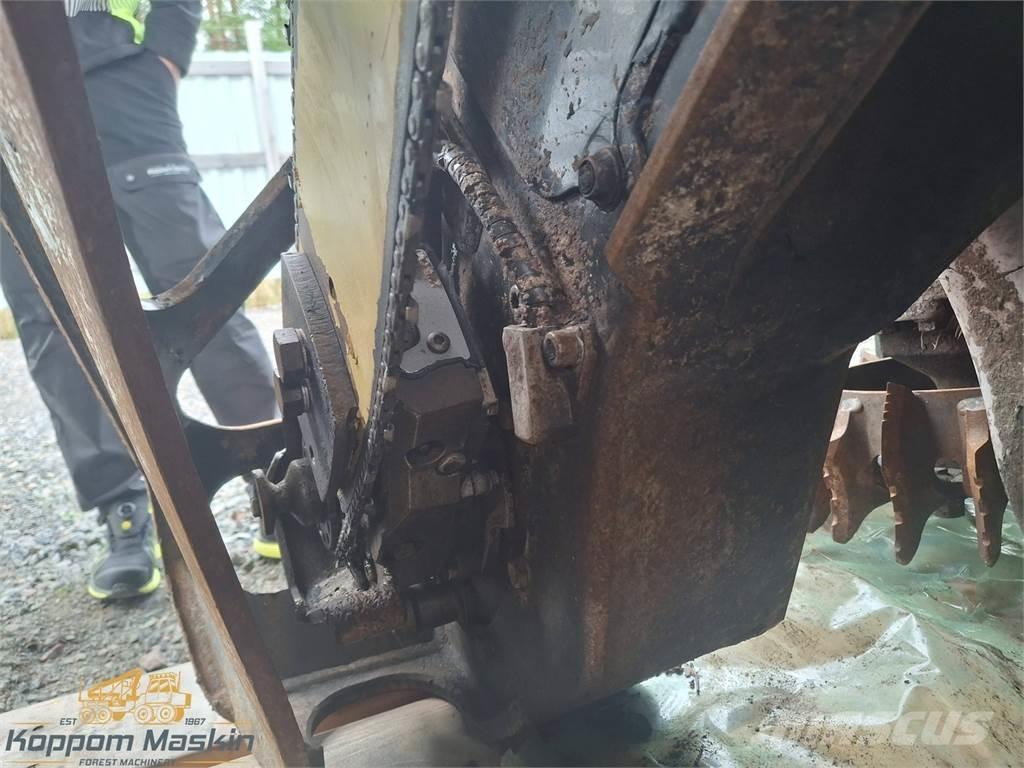 Komatsu C124 رؤوس حصادات