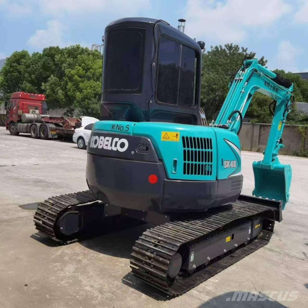 Kobelco SK40 حفارات صغيرة أقل من 7 طن (حفارات صغيرة)