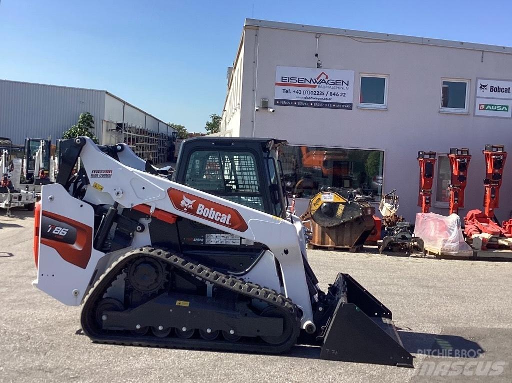 Bobcat T86 لوادر انزلاقية التوجيه