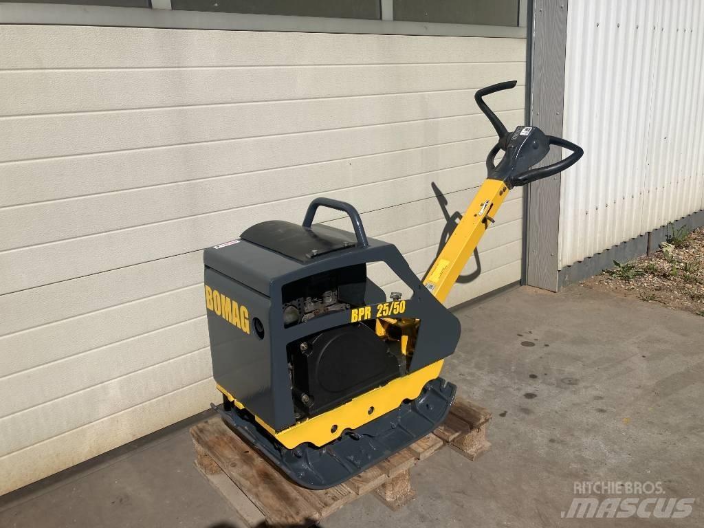 Bomag BPR 25/50 دكاكات أفقية