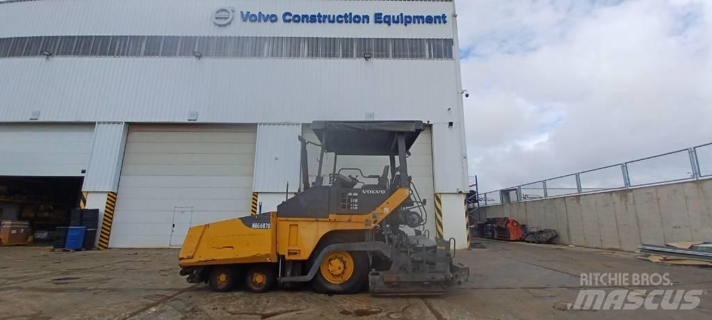 Volvo ABG 6870 معدات السفلتة