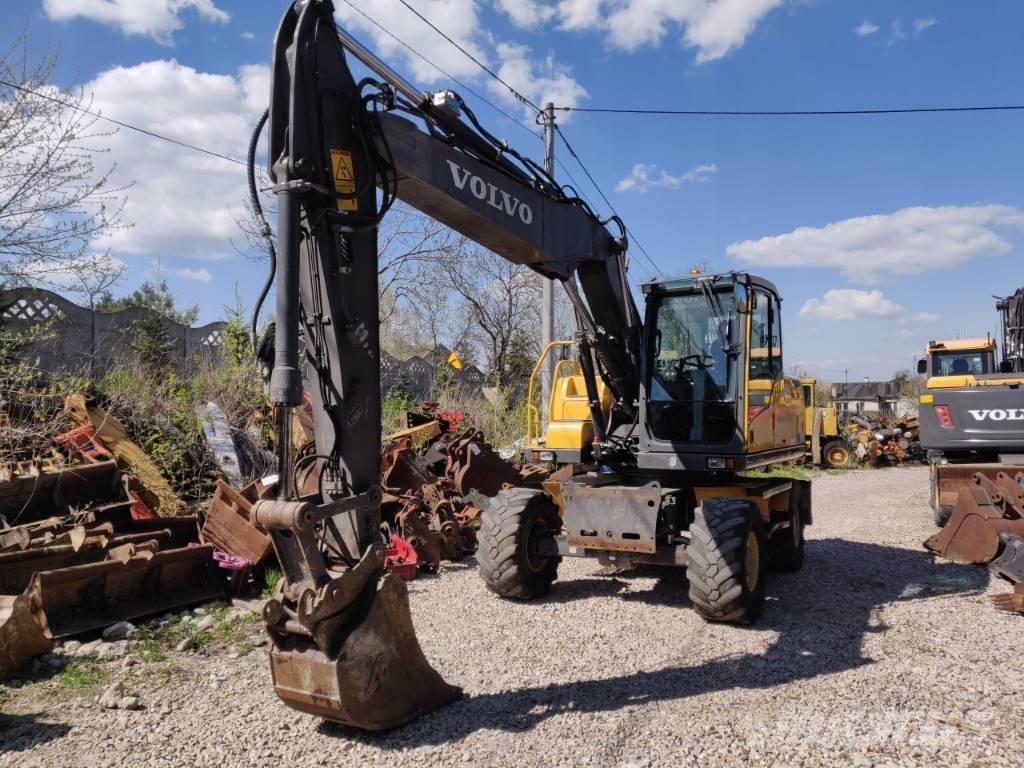 Volvo EW 140 C حفارات بعجل