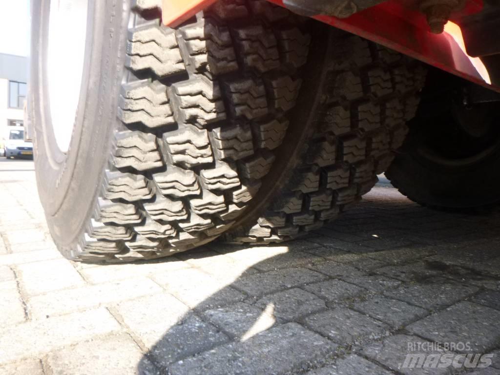 Kalmar DCG 140-6 شاحنات الديزل