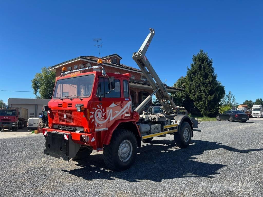 Iveco 90-16 شاحنات لوادر