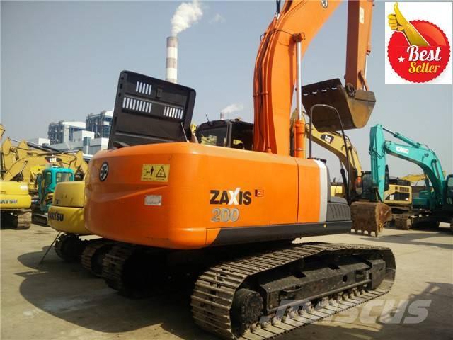 Hitachi ZX 200 حفارات زحافة