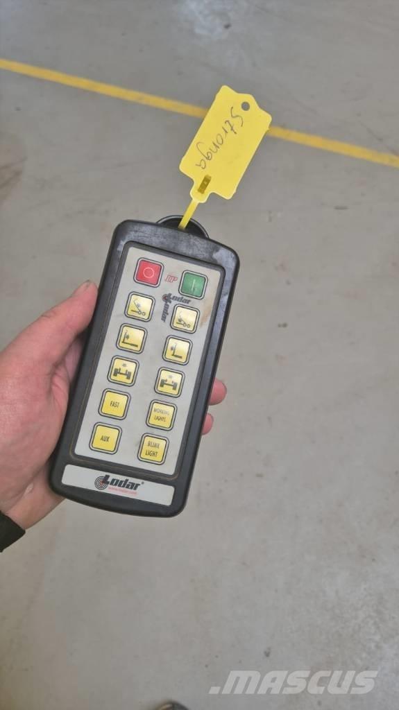 Stronga HL210ST مقطورات قلابة