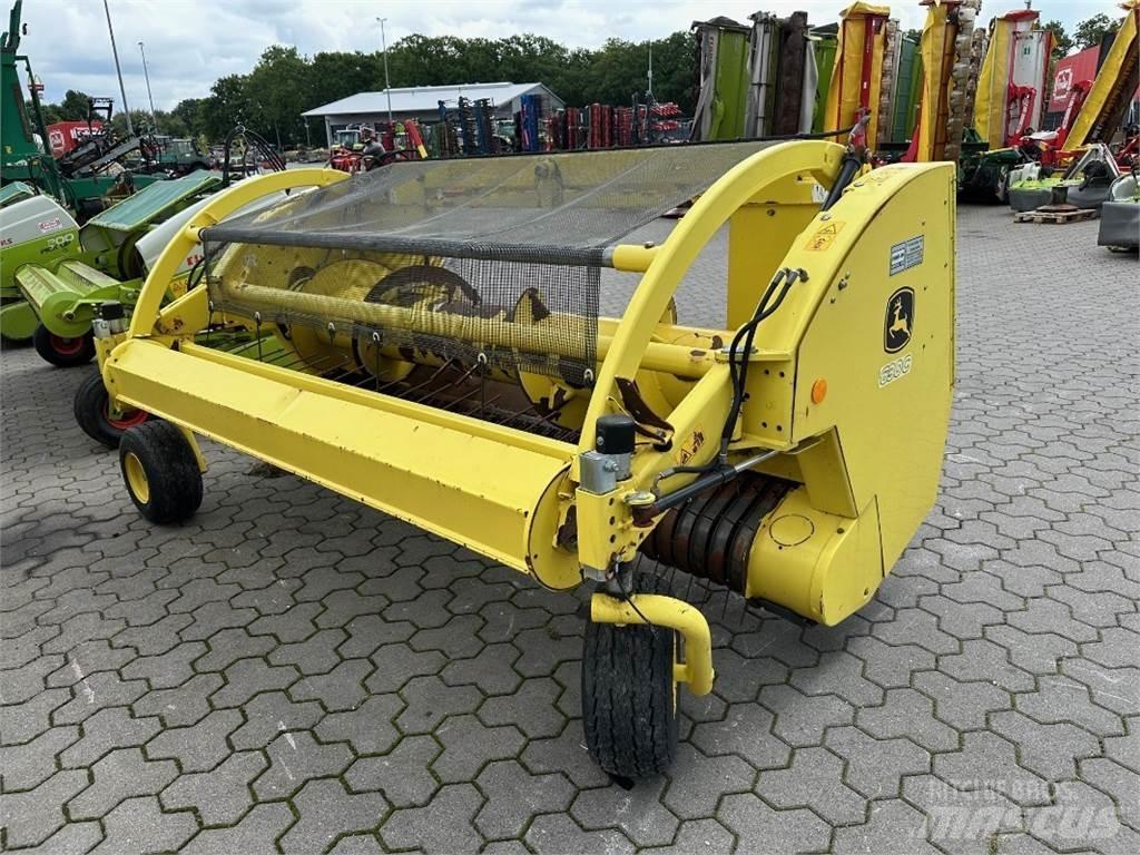 John Deere 630 C ملحقات ماكينات القش والعلف
