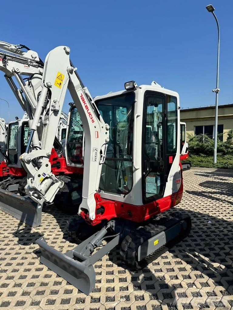 Takeuchi TB216 V0 حفارات صغيرة أقل من 7 طن (حفارات صغيرة)