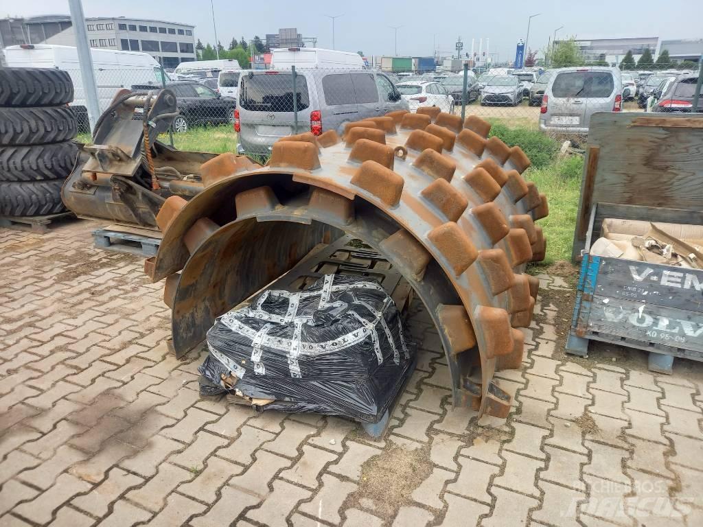 Volvo SD 115 B مداحل أحادية الأسطوانة