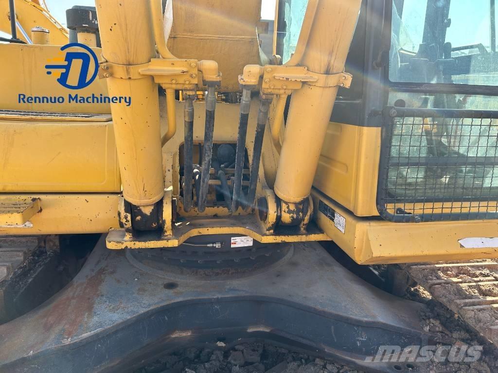 Komatsu PC 450-8 حفارات زحافة