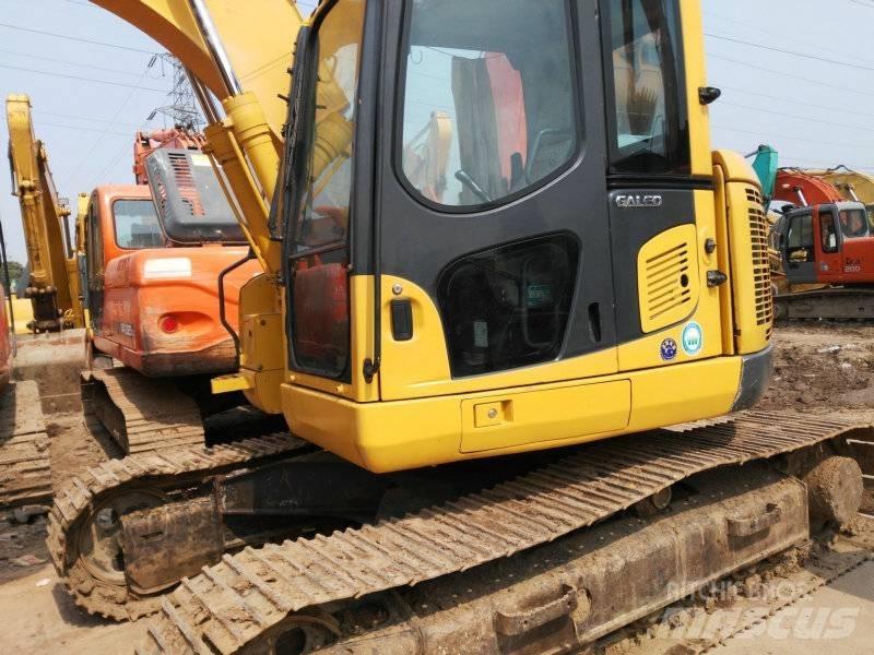 Komatsu PC 128 US-8 حفارات وسط 7 طن - 12 طن