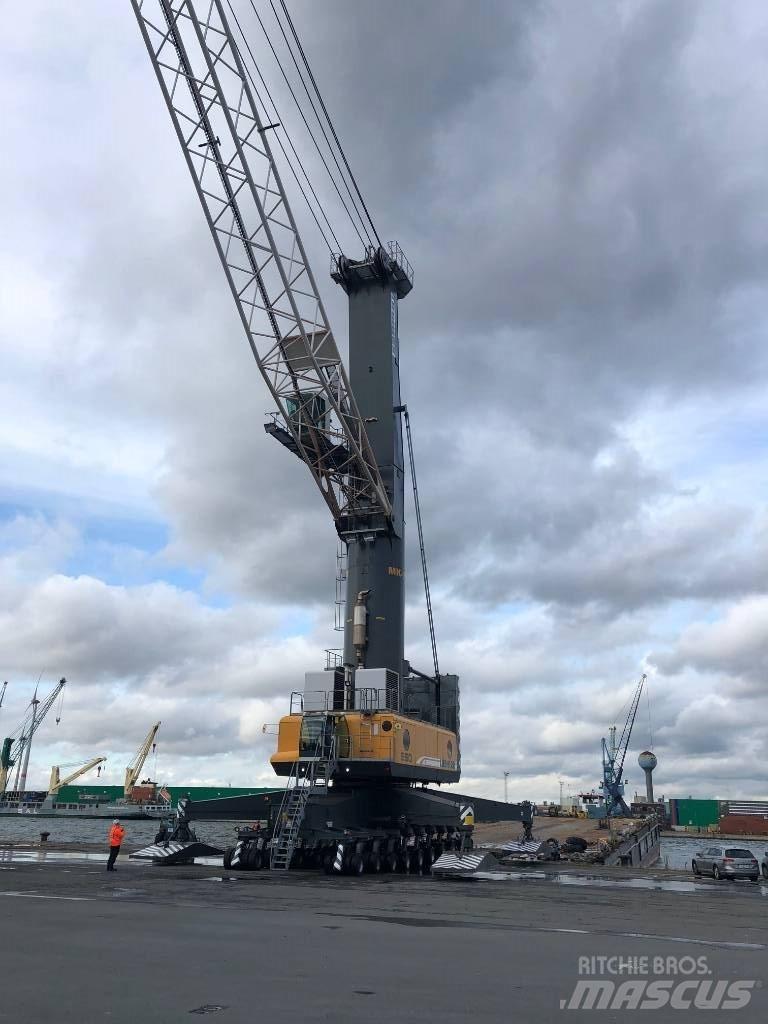 Liebherr LHM550 رافعات موانئ