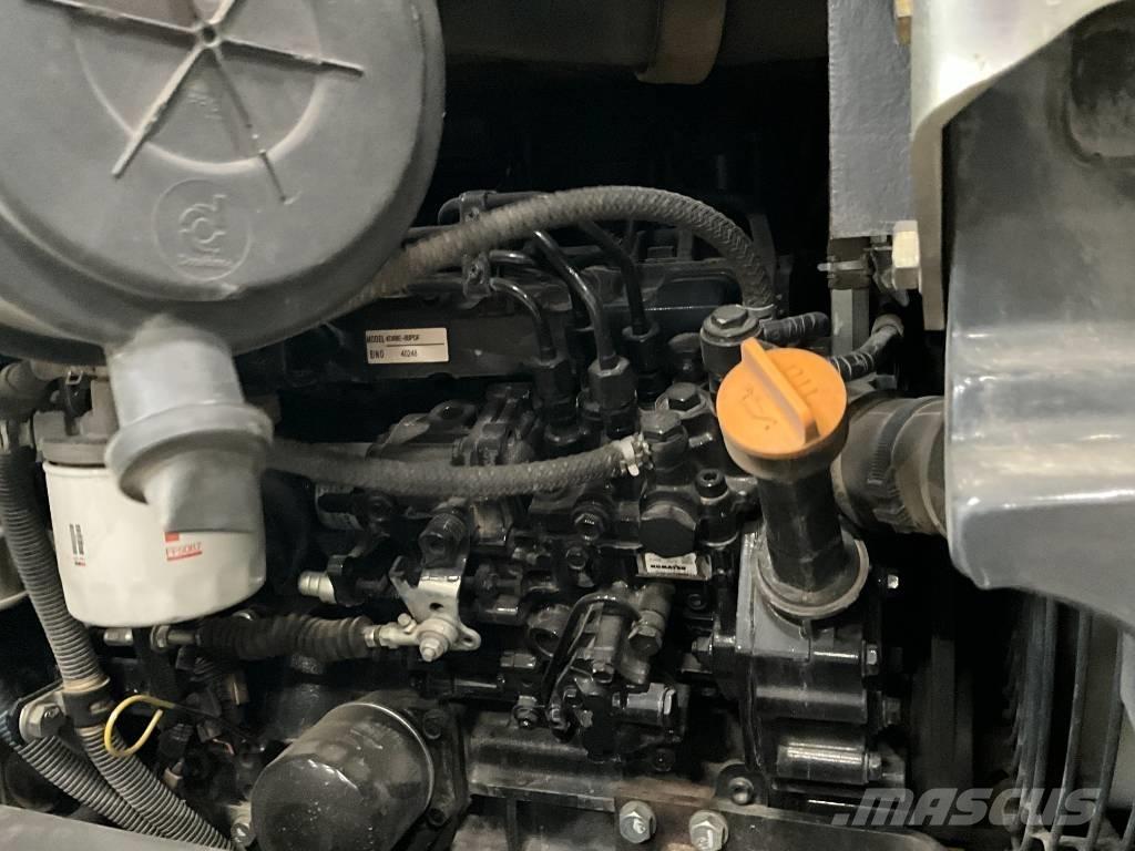 Komatsu PC 55 MR-3 حفارات صغيرة أقل من 7 طن (حفارات صغيرة)