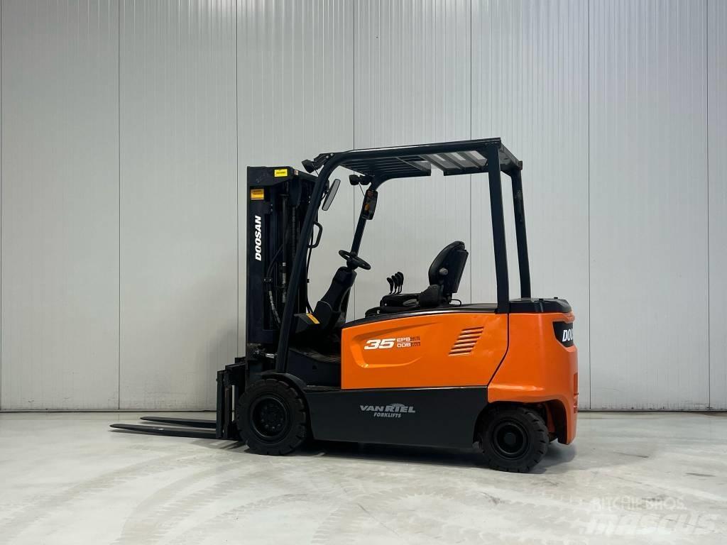 Doosan B35X-7 شاحنات ذات رافعات شوكية تعمل بالكهرباء