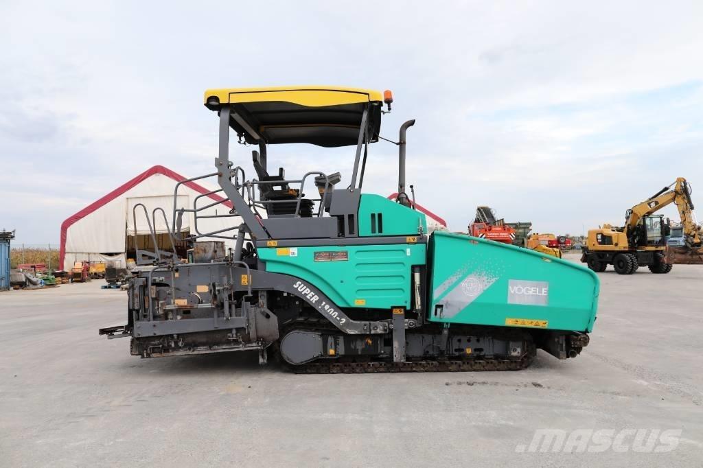 Vögele Super 1800 - 2 معدات السفلتة