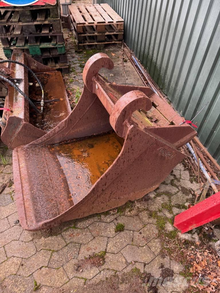 Ukendt Skovl دلاء