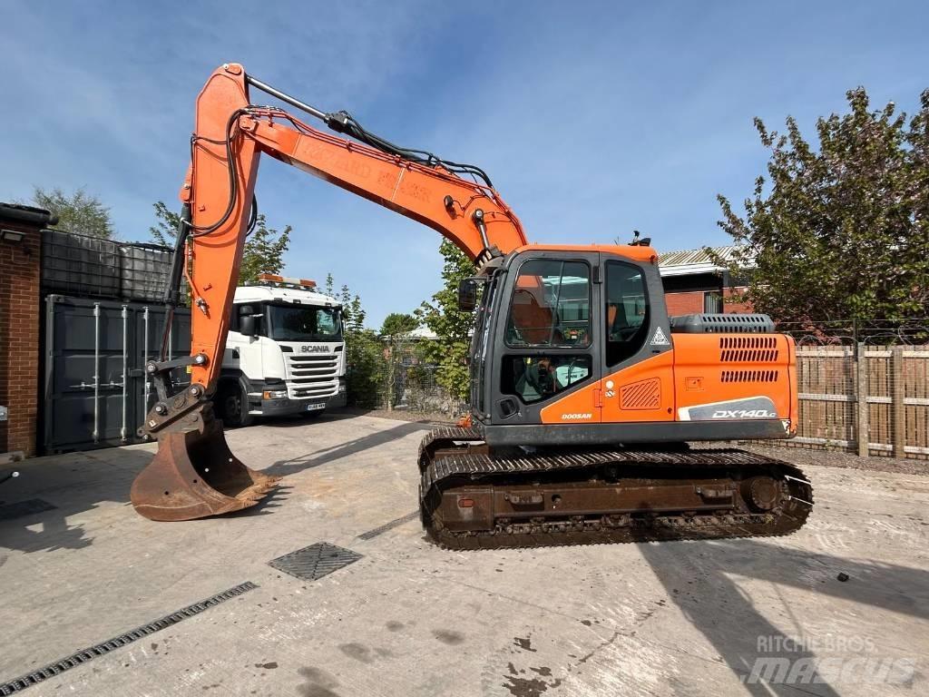 Doosan DX 27 Z حفارات صغيرة أقل من 7 طن (حفارات صغيرة)