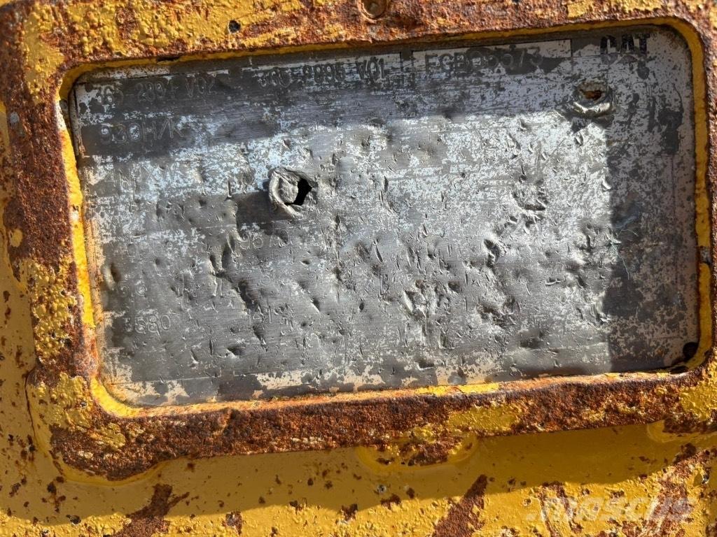 CAT 980 Bucket دلاء