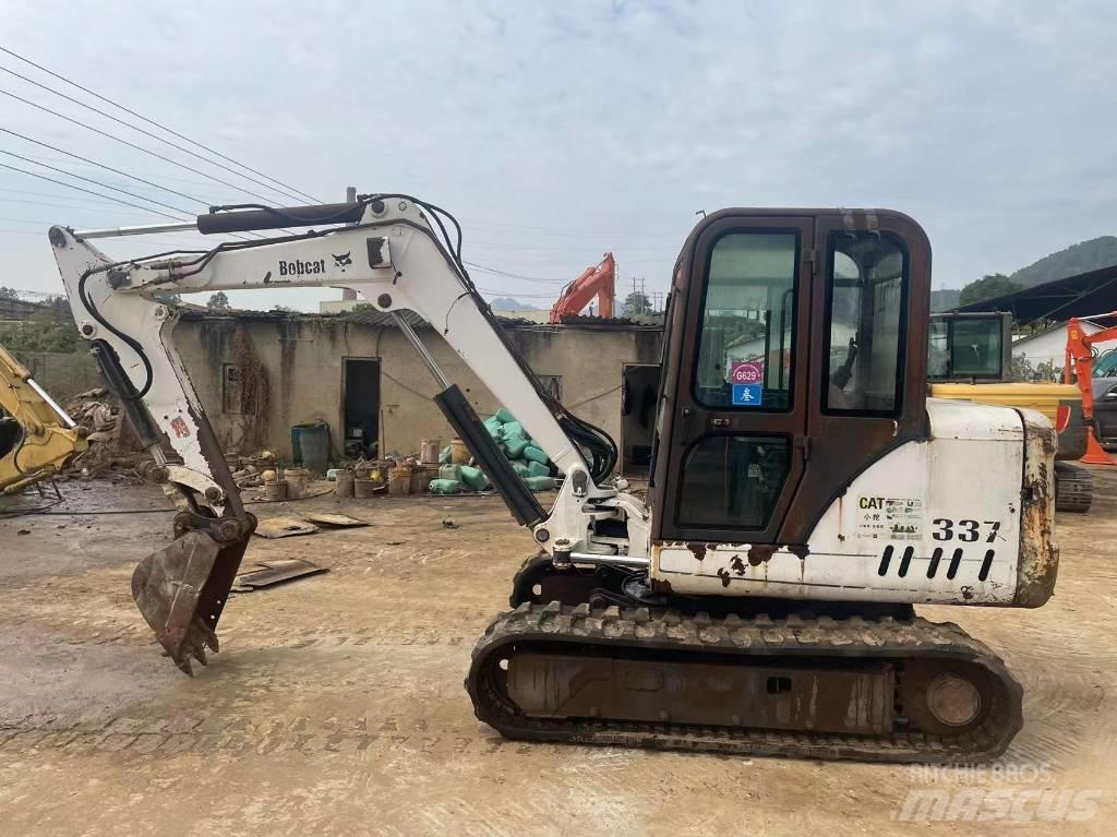 Bobcat 337 حفارات صغيرة أقل من 7 طن (حفارات صغيرة)