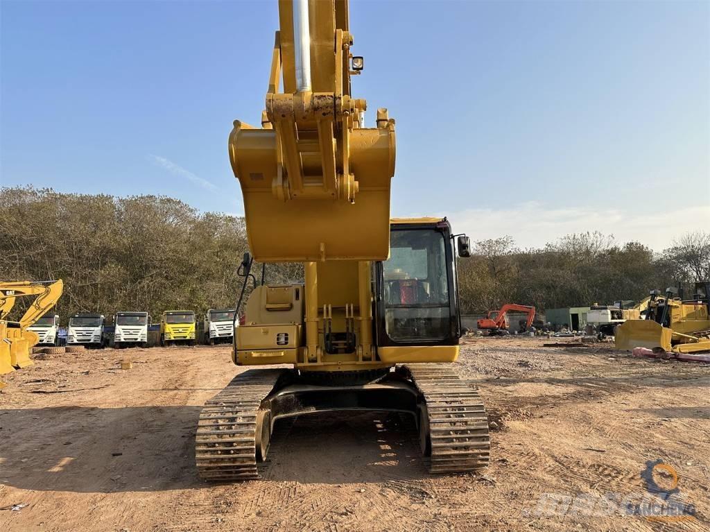 CAT 325 C حفارات زحافة