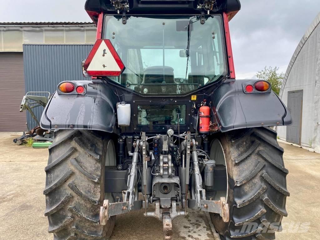 Valtra N 101 HT الجرارات