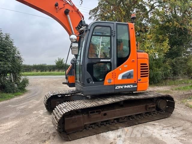 Doosan DX 140 LCR-5 حفارات زحافة
