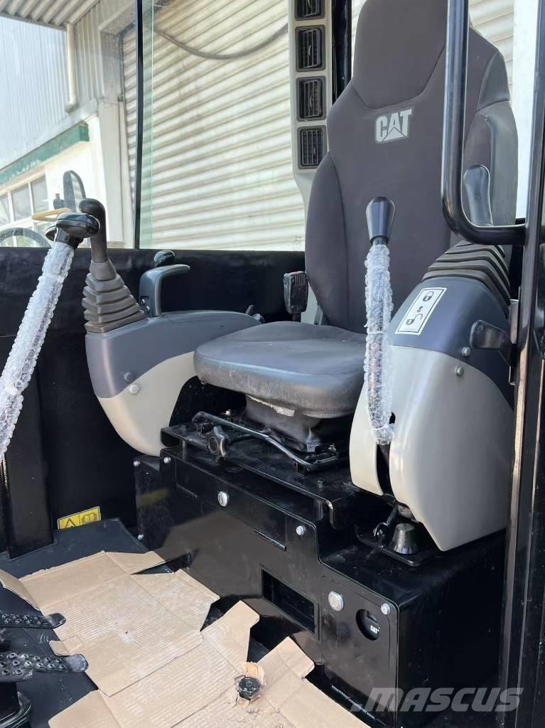 CAT 305.5E2 حفارات صغيرة أقل من 7 طن (حفارات صغيرة)