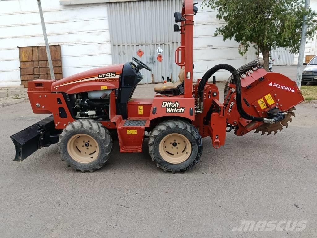 Ditch Witch RT 45 ماكينات حفر خنادق