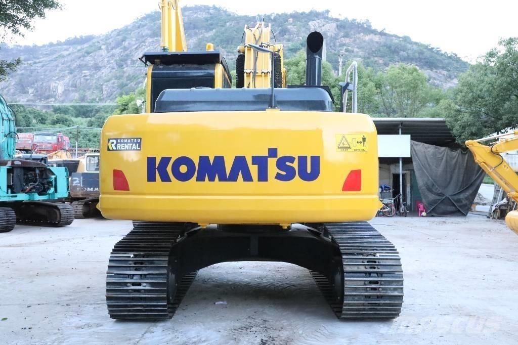 Komatsu PC 210-8 حفارات زحافة