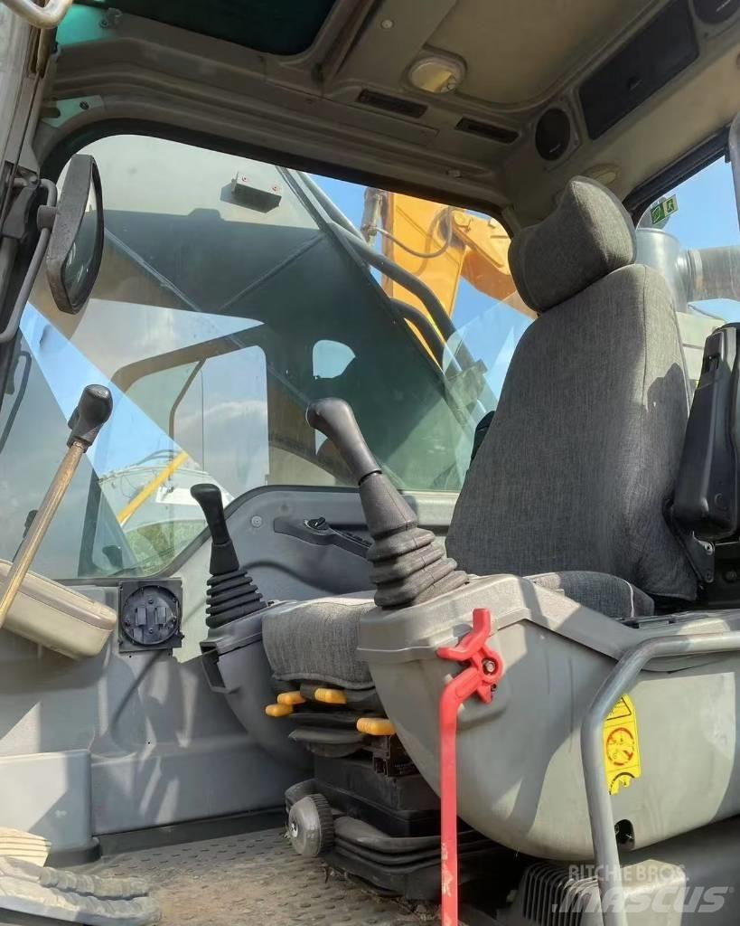 Volvo EC 460 حفارات زحافة