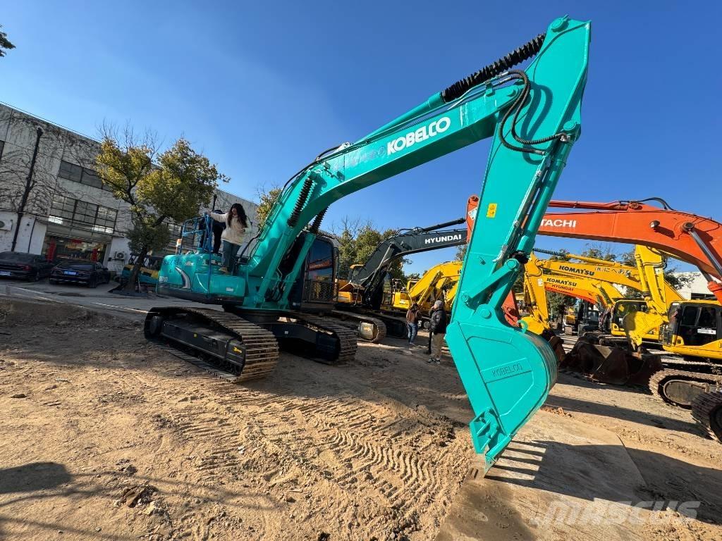 Kobelco SK 200 حفارات زحافة