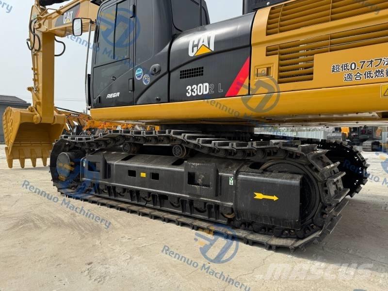 CAT 330 D2L حفارات زحافة