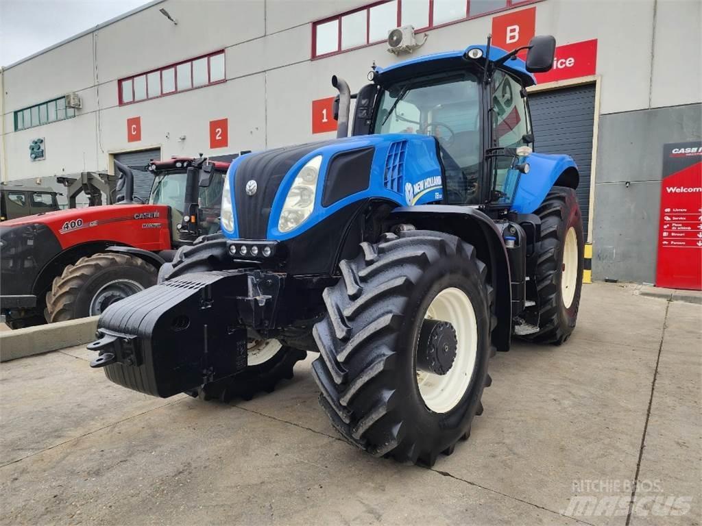 New Holland T8.300 الجرارات