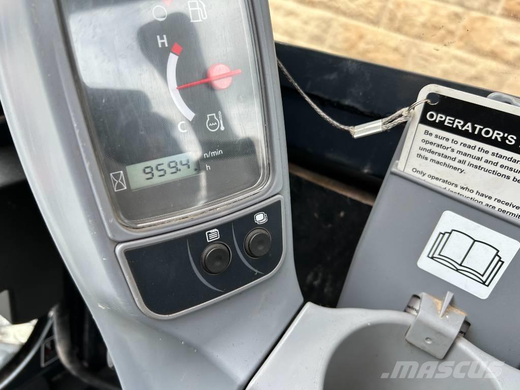 Kubota KX027-4 حفارات صغيرة أقل من 7 طن (حفارات صغيرة)