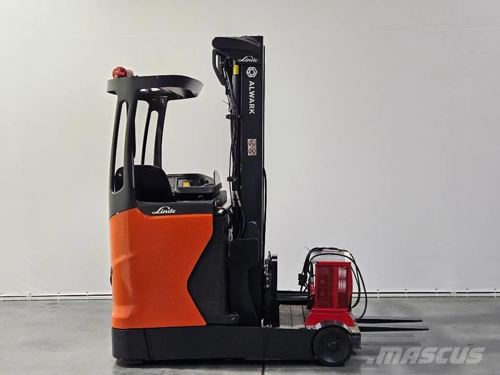 Linde R16B شاحنات مناولة ذاتية الدفع